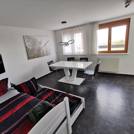 B3C Dornbirn Hills Apartment Bagian luar foto